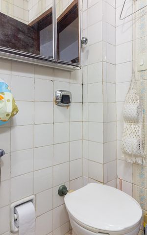Apartamento à venda com 57m², 2 quartos e sem vaga Apartamento à venda com 57m², 2 quartos e sem vagaBanheiro