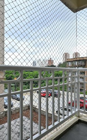 Apartamento para alugar com 49m², 2 quartos e 1 vagaVaranda