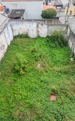 Casa à venda com 234m², 1 quarto e sem vaga Casa à venda com 234m², 1 quarto e sem vagaVista