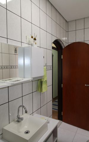 Casa à venda com 120m², 4 quartos e 4 vagasCasa 2 - Banheiro Suíte 2