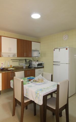 Casa à venda com 120m², 4 quartos e 4 vagasCasa 1 - Cozinha