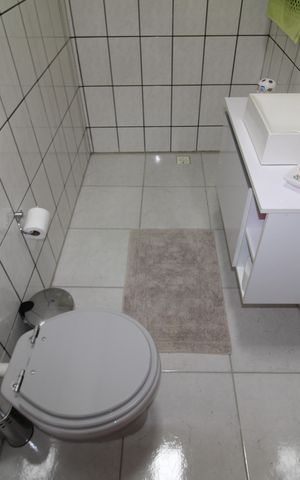 Casa à venda com 120m², 4 quartos e 4 vagasCasa 2 - Banheiro Suíte 2