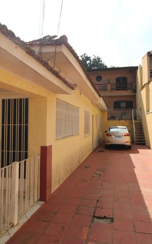 Casa à venda com 120m², 4 quartos e 4 vagasGaragem