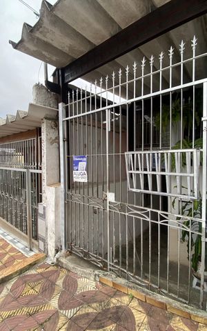 Casa para alugar com 70m², 2 quartos e sem vaga Casa para alugar com 70m², 2 quartos e sem vagaFachada + placa