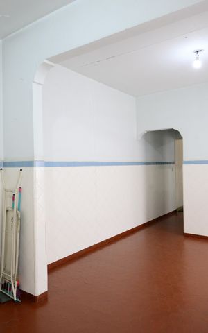 Casa à venda com 180m², 2 quartos e 1 vagaCozinha