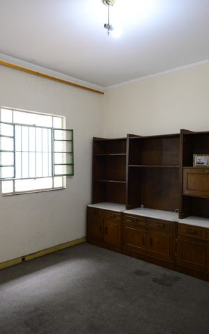 Casa à venda com 180m², 2 quartos e 1 vagaSala