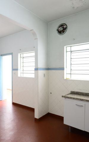 Casa à venda com 180m², 2 quartos e 1 vagaCozinha