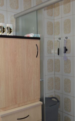 Casa à venda com 180m², 3 quartos e 2 vagasBanheiro da Suíte 1