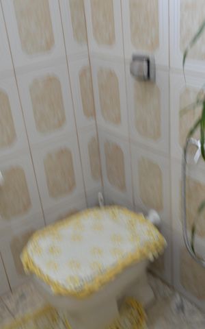Casa à venda com 180m², 3 quartos e 2 vagasLavabo