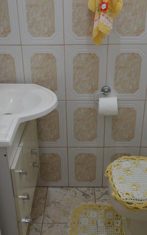 Casa à venda com 180m², 3 quartos e 2 vagasLavabo