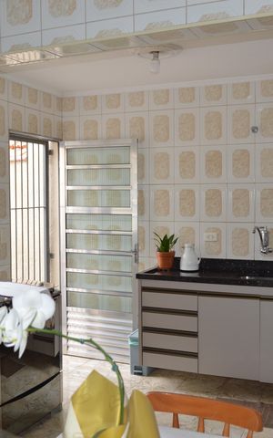 Casa à venda com 180m², 3 quartos e 2 vagasCozinha