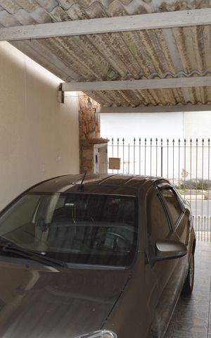 Casa à venda com 180m², 3 quartos e 2 vagasGaragem