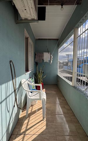 Casa à venda com 160m², 3 quartos e 2 vagas Casa à venda com 160m², 3 quartos e 2 vagasVaranda