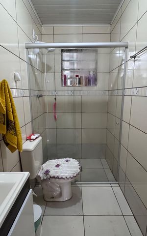Casa à venda com 160m², 3 quartos e 2 vagas Casa à venda com 160m², 3 quartos e 2 vagasBanheiro Social 1