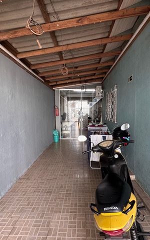 Casa à venda com 160m², 3 quartos e 2 vagas Casa à venda com 160m², 3 quartos e 2 vagasGaragem