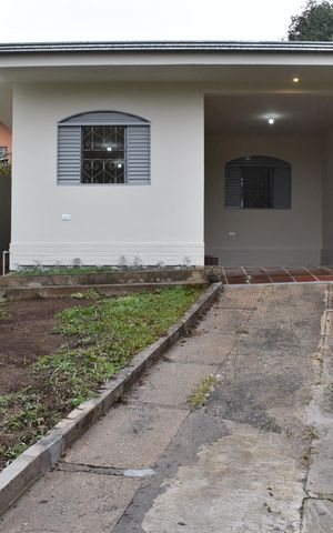 Casa para alugar com 66m², 2 quartos e 1 vagaÁrea externa
