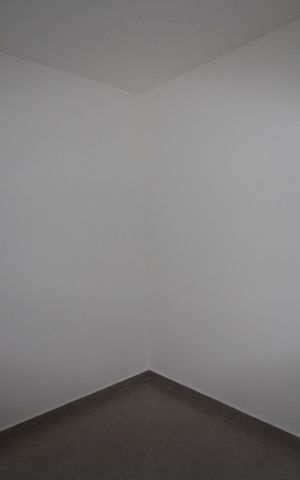 Casa para alugar com 70m², 2 quartos e 2 vagasQuarto 1