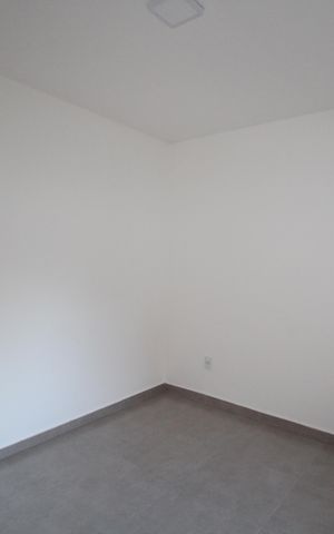 Casa para alugar com 70m², 2 quartos e 2 vagasSuíte