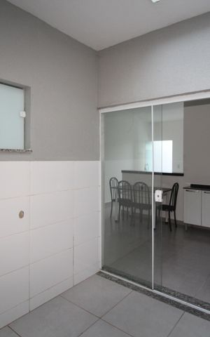 Casa para alugar com 70m², 2 quartos e 2 vagasÁrea de Serviço