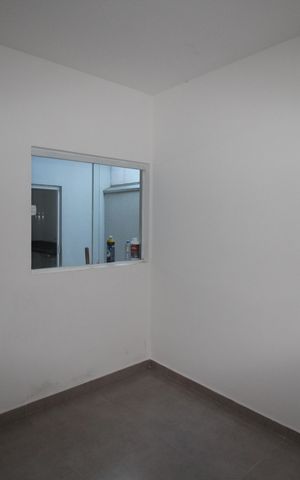 Casa para alugar com 70m², 2 quartos e 2 vagasQuarto 1