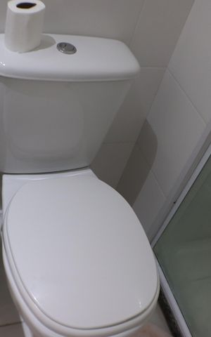 Apartamento à venda com 87m², 2 quartos e 1 vaga Apartamento à venda com 87m², 2 quartos e 1 vagaBanheiro