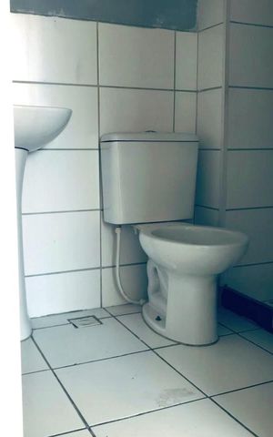 Apartamento para alugar com 54m², 2 quartos e 1 vaga Apartamento para alugar com 54m², 2 quartos e 1 vagaBanheiro