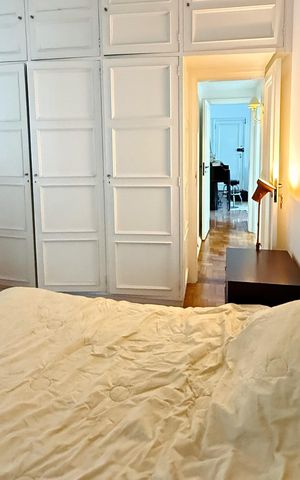Apartamento à venda com 100m², 3 quartos e sem vaga Apartamento à venda com 100m², 3 quartos e sem vagaQuarto 1