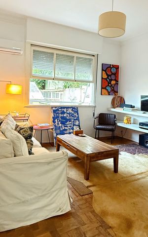 Apartamento à venda com 100m², 3 quartos e sem vaga Apartamento à venda com 100m², 3 quartos e sem vagaSala