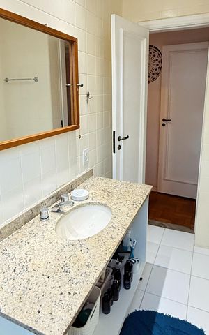 Apartamento à venda com 100m², 3 quartos e sem vaga Apartamento à venda com 100m², 3 quartos e sem vagaBanheiro
