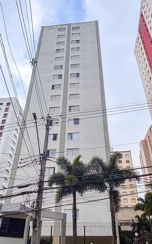 Apartamento à venda com 86m², 3 quartos e 1 vaga Apartamento à venda com 86m², 3 quartos e 1 vagaFachada