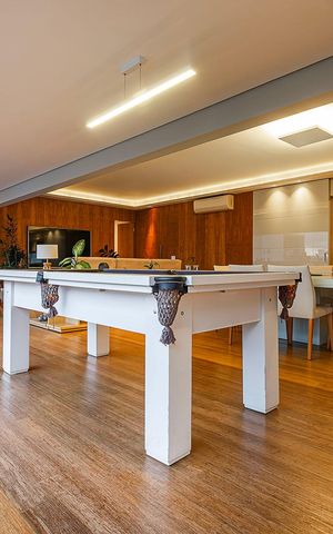 Apartamento à venda com 223m², 3 quartos e 4 vagas Apartamento à venda com 223m², 3 quartos e 4 vagasSala