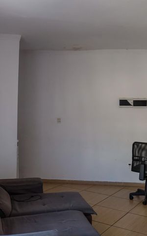 Casa à venda com 130m², 2 quartos e sem vaga Casa à venda com 130m², 2 quartos e sem vagaSala 2