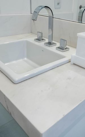 Apartamento à venda com 162m², 3 quartos e 3 vagasBanheiro da Suíte 2