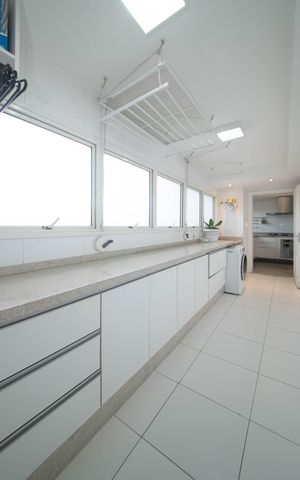 Apartamento à venda com 162m², 3 quartos e 3 vagasÁrea de Serviço