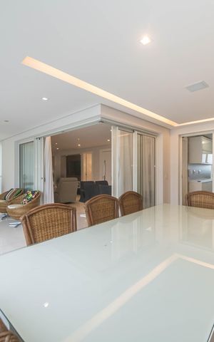 Apartamento à venda com 162m², 3 quartos e 3 vagasVaranda