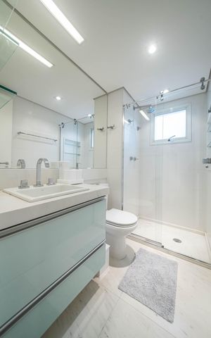 Apartamento à venda com 162m², 3 quartos e 3 vagasBanheiro da Suíte 2