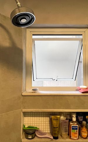 Apartamento à venda com 90m², 2 quartos e 1 vaga Apartamento à venda com 90m², 2 quartos e 1 vagaBanheiro