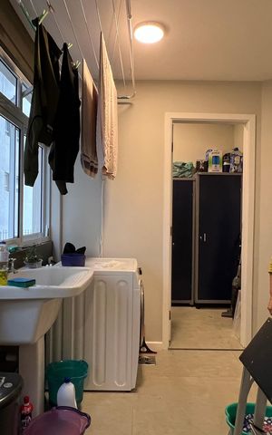 Apartamento à venda com 90m², 2 quartos e 1 vaga Apartamento à venda com 90m², 2 quartos e 1 vagaÁrea de Serviço