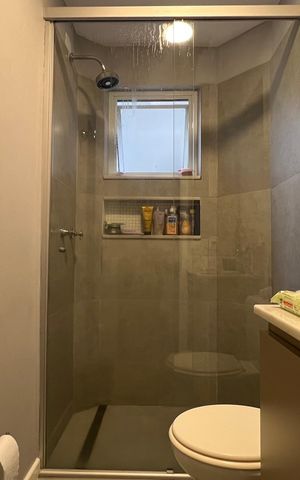 Apartamento à venda com 90m², 2 quartos e 1 vaga Apartamento à venda com 90m², 2 quartos e 1 vagaBanheiro