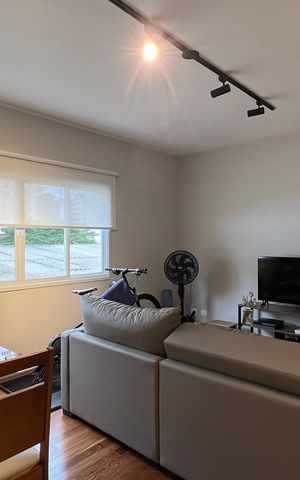 Apartamento à venda com 90m², 2 quartos e 1 vaga Apartamento à venda com 90m², 2 quartos e 1 vagaSala