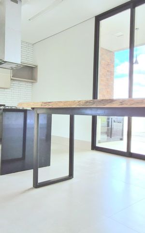 Casa de condomínio à venda com 503m², 4 quartos e 4 vagas Casa de condomínio à venda com 503m², 4 quartos e 4 vagasCozinha