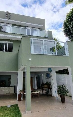 Casa à venda com 340m², 4 quartos e 6 vagas