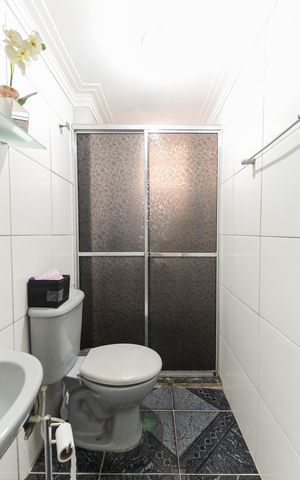 Apartamento à venda com 67m², 2 quartos e sem vaga Apartamento à venda com 67m², 2 quartos e sem vagaBanheiro Social
