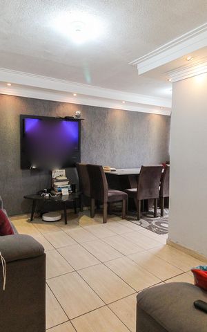 Apartamento à venda com 67m², 2 quartos e sem vaga Apartamento à venda com 67m², 2 quartos e sem vagaSala