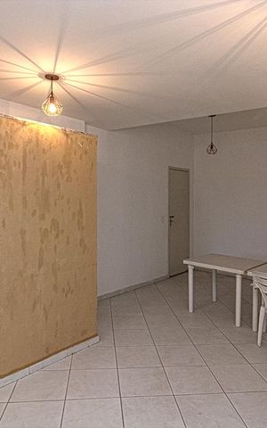 Apartamento à venda com 60m², 2 quartos e 1 vaga Apartamento à venda com 60m², 2 quartos e 1 vagaÁrea comum - Salão de festas