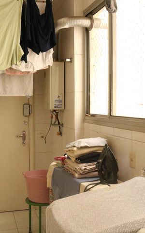 Apartamento à venda com 213m², 3 quartos e 3 vagasÁrea de Serviço