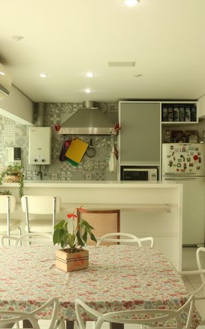 Apartamento à venda com 213m², 3 quartos e 3 vagasCobertura - Sala e Cozinha Integrada