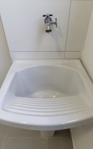 Apartamento para alugar com 40m², 2 quartos e sem vaga Apartamento para alugar com 40m², 2 quartos e sem vagaÁrea de Serviço