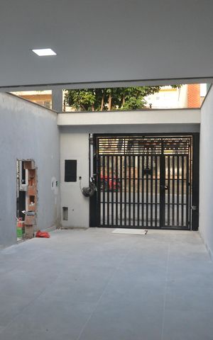Casa à venda com 160m², 3 quartos e 2 vagasGaragem