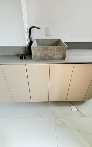 Apartamento para alugar com 176m², 2 quartos e 2 vagas Apartamento para alugar com 176m², 2 quartos e 2 vagasBanheiro da Suíte 2